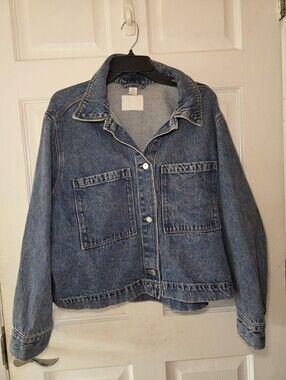 H&M Women's Denim Jacket in XL